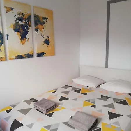 Bed&shower -self Check-in Guest house