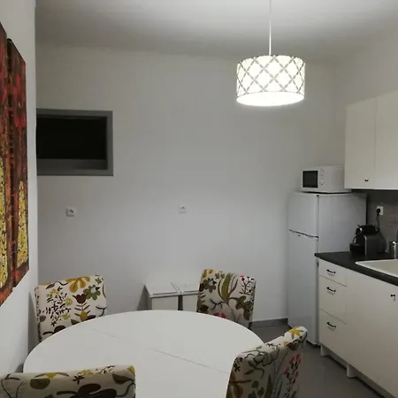 Bed&shower -self Check-in Guest house *