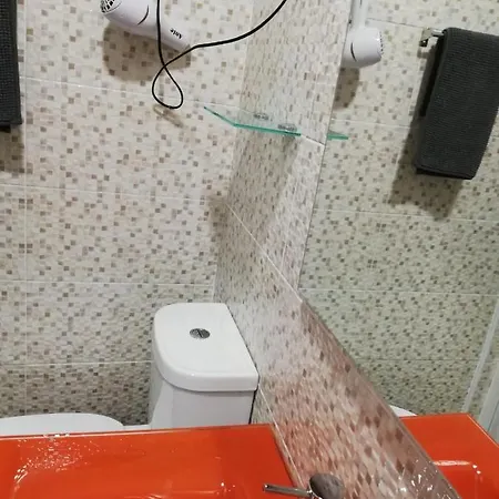 Guest house Bed&shower -self Check-in *