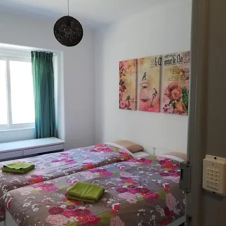 Bed&shower -self Check-in Guest house *