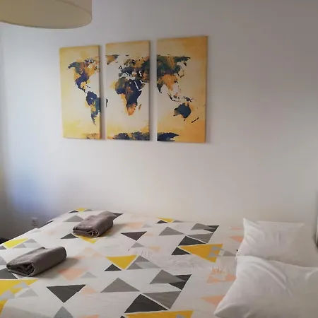 Bed&shower -self Check-in Gasthof Moscavide