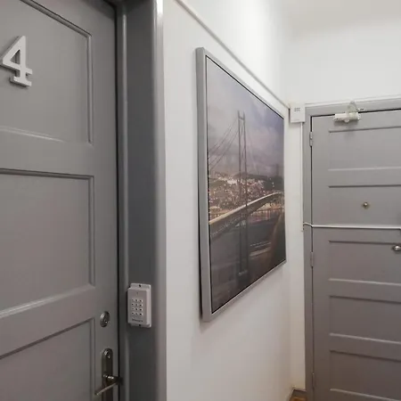 Bed&shower -self Check-in モスカヴィデ