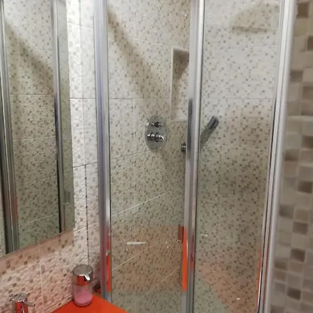 Bed&shower -self Check-in * Мошкавиди