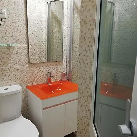 Bed&shower -self Check-in Гостевой дом Мошкавиди