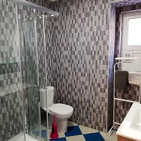 Гостевой дом Bed&shower -self Check-in Мошкавиди