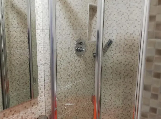 Bed&shower -self Check-in * Moscavide